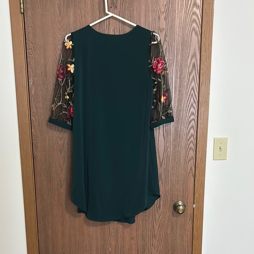 SHEIN Dark Green Long Sleeve Dress with Floral Embroidery